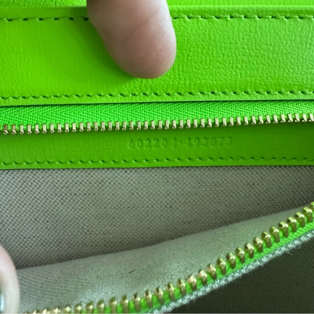 Gucci Horsebit 1955 Shoulder Bag Purse Neon Green Leather NWT Pristine Rare